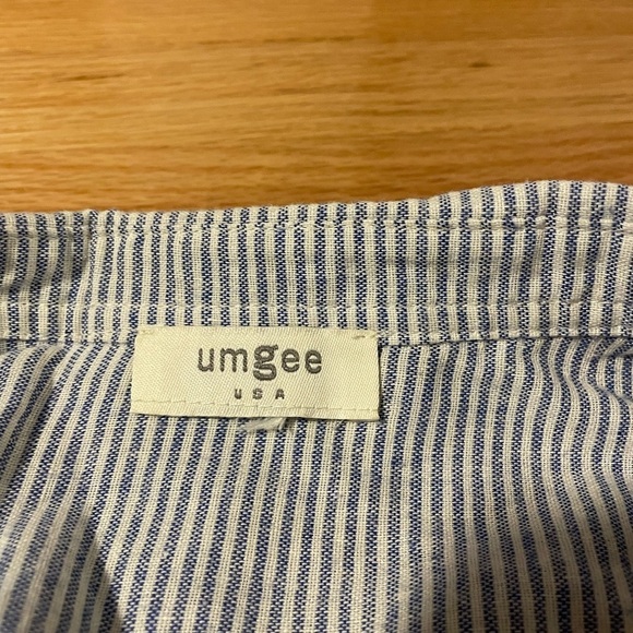 UMGEE Striped Blue and White Button Down Long Sleeve - Picture 3 of 7